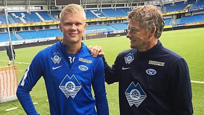 “追风少年”曲波忆国足生涯，深情感谢米卢（曲波回顾国足岁月：深情致谢米卢）