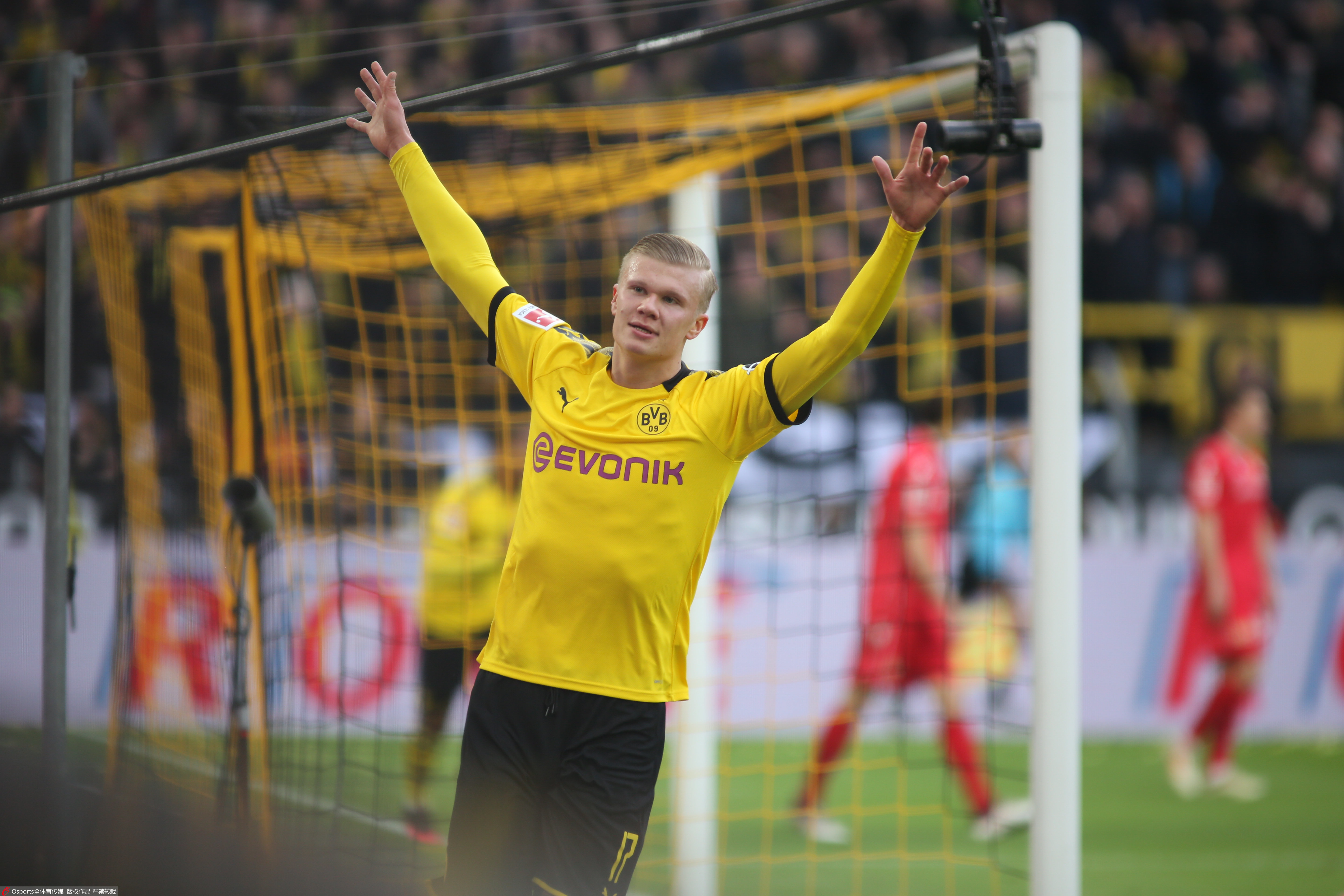 2025 赛季：日本职棒阪神虎队单场击出 5 支本垒打，刷新主场甲子园纪录