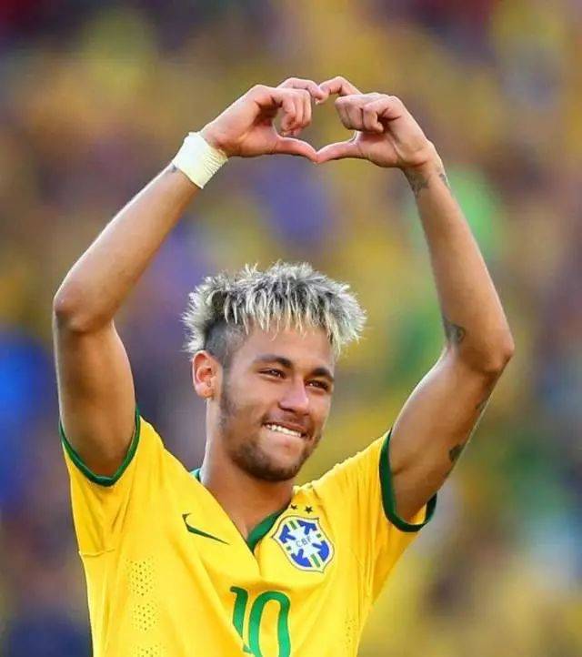 小彩娃21分6发获MVP欧冠土耳其费内巴切零封本菲卡技术统计