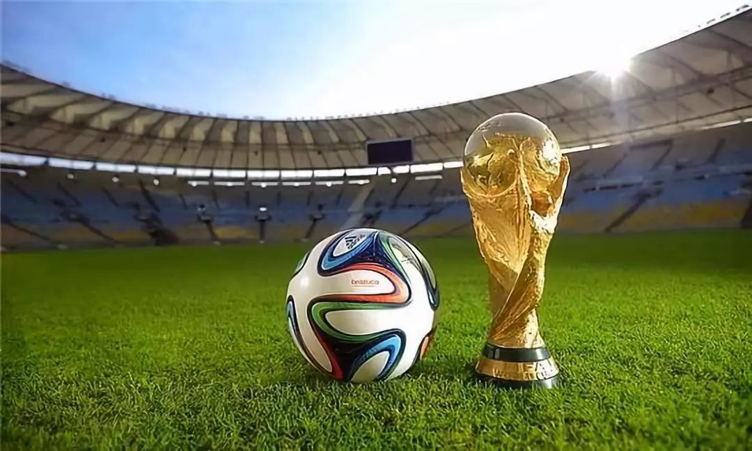 【头条】索菲·希纳斯赢得环球马术冠军赛布拉格季后赛1.50米级别比赛冠军