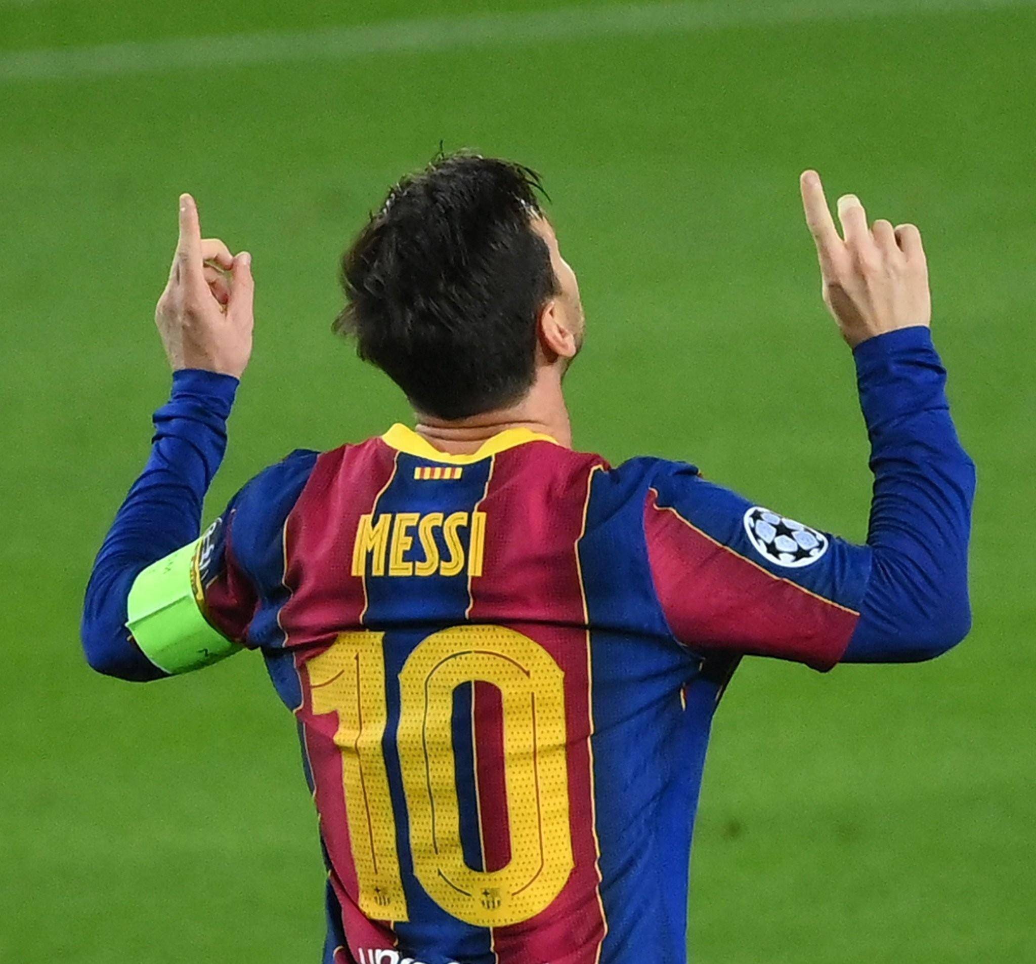 点射+助攻，B费再次当选曼联球迷票选的队内最佳球员