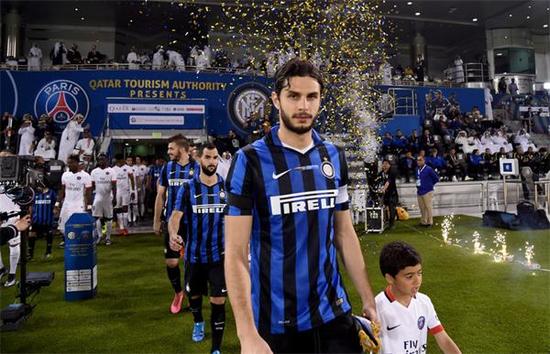 奥地利锁定小组第一，时隔28年重返世界杯决赛圈！（奥地利夺小组头名，暌违28年再进世界杯正赛！）