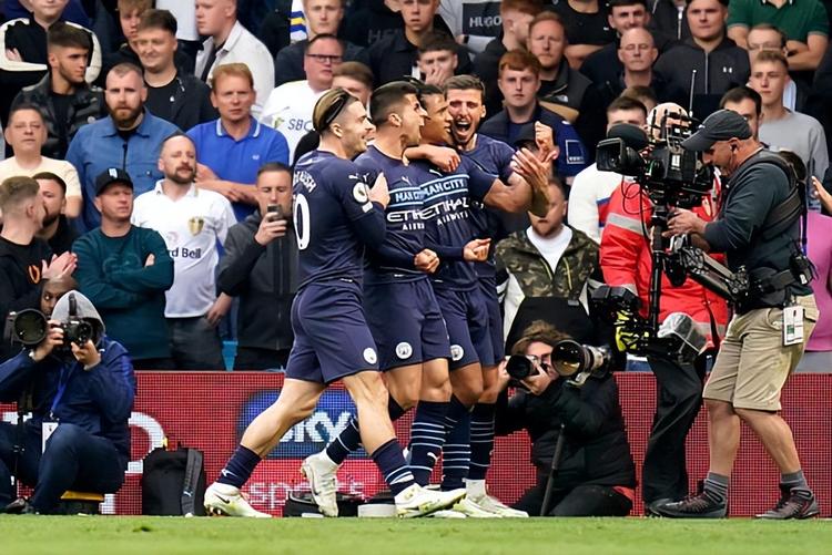 为什么球员喜欢在全垒打后指向天