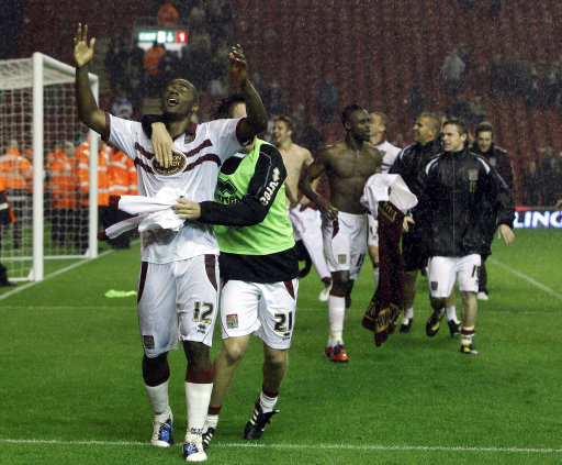 皇社教练：梅里诺像神一样；奥萨苏纳不降级可能没有如今的他